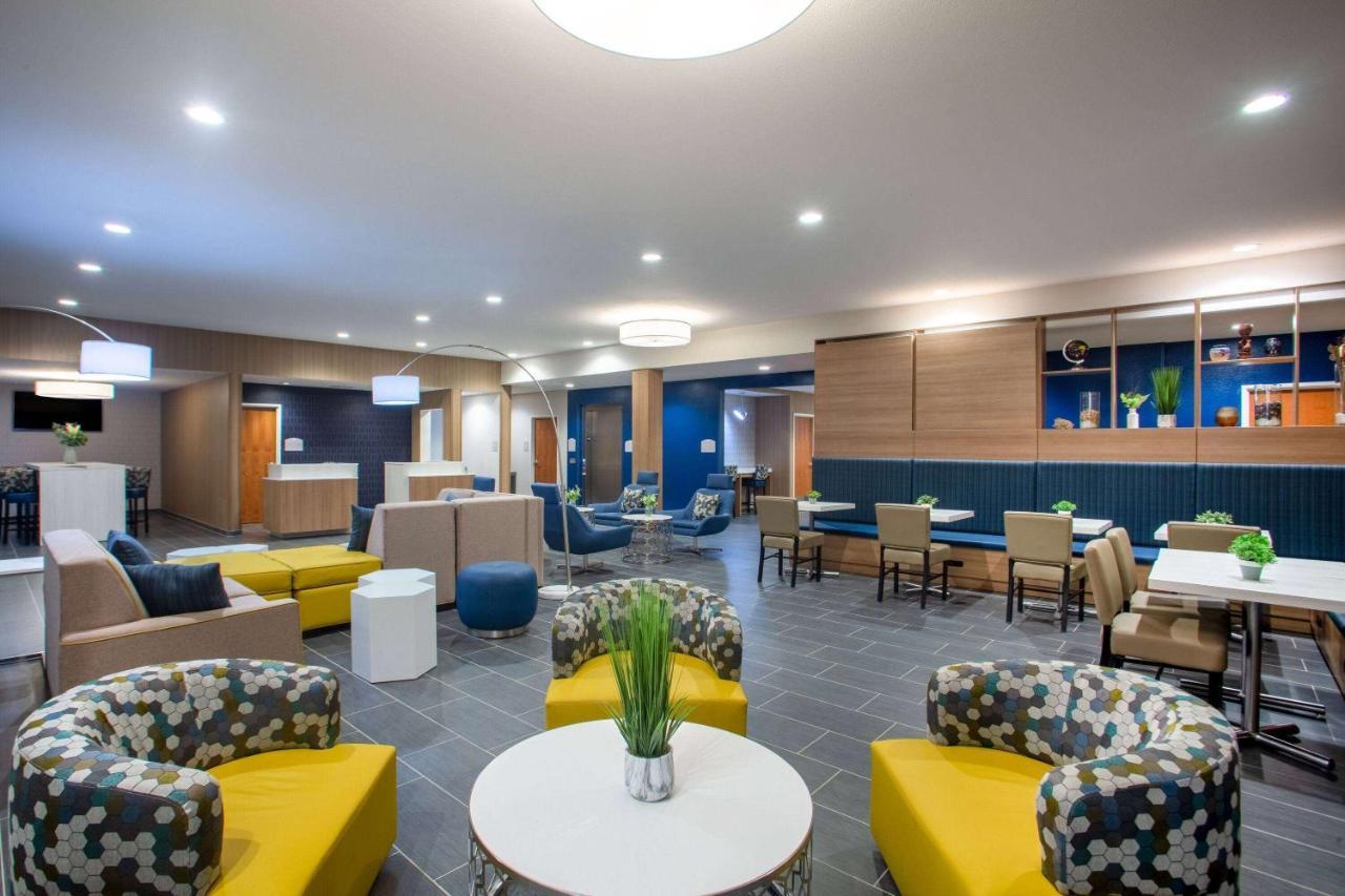 Microtel Inn & Suites By Wyndham Liberty Ne Kansas City Area מראה חיצוני תמונה