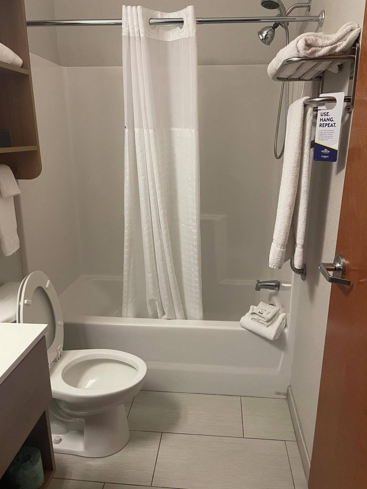 Microtel Inn & Suites By Wyndham Liberty Ne Kansas City Area מראה חיצוני תמונה